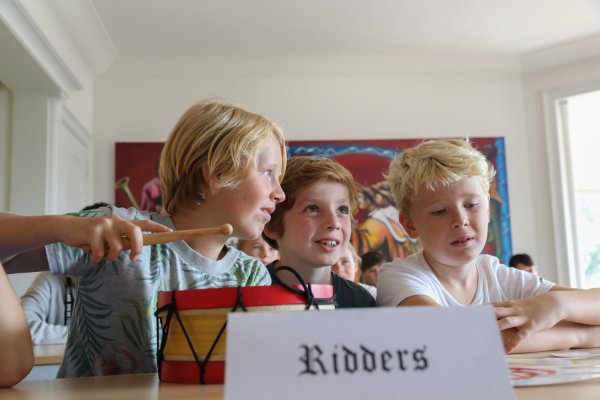 Schoolbezoek in Abdijmuseum Ten Duinen